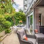 Beachfront Apartment Romilda