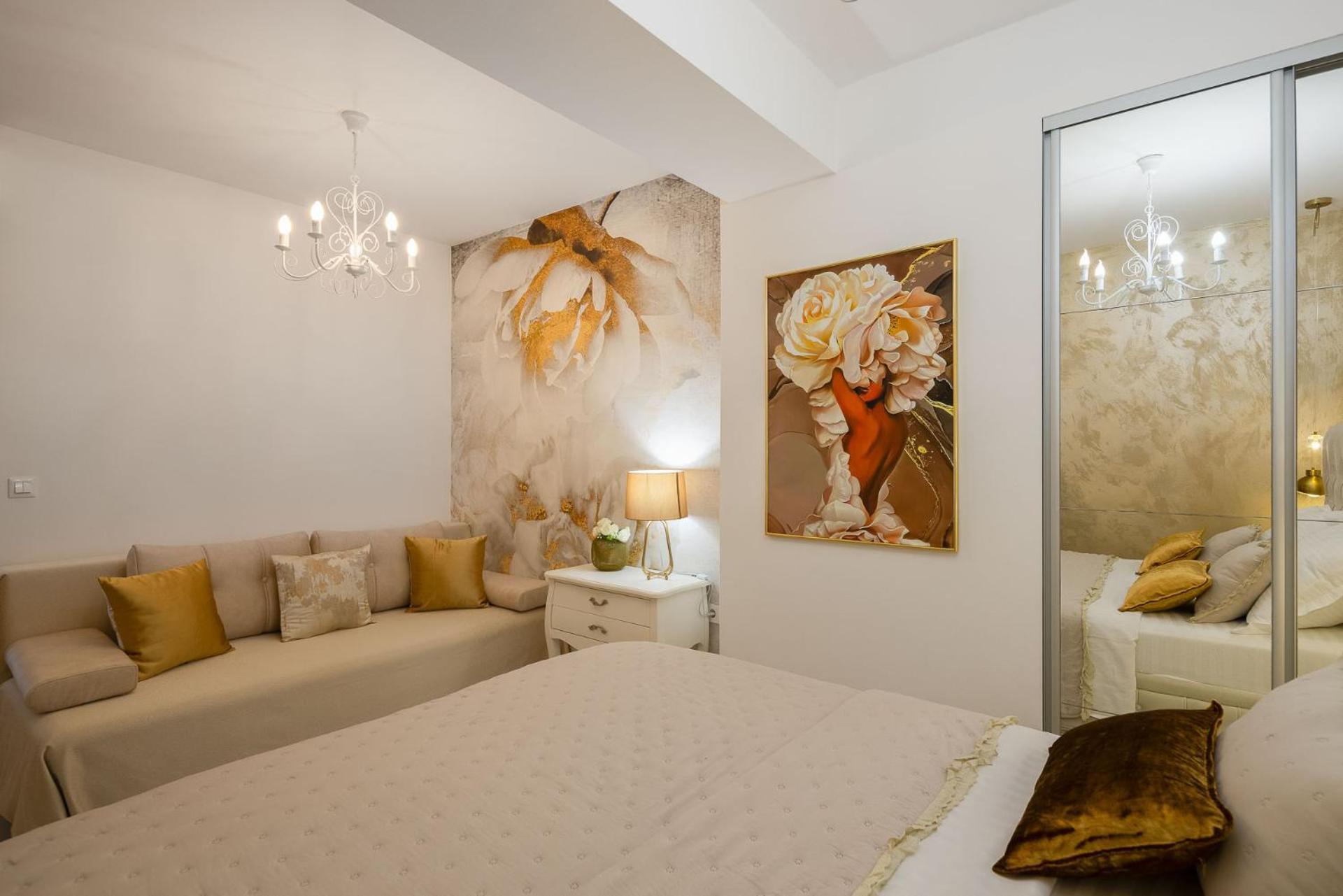 Apartament Beachfront Romilda *