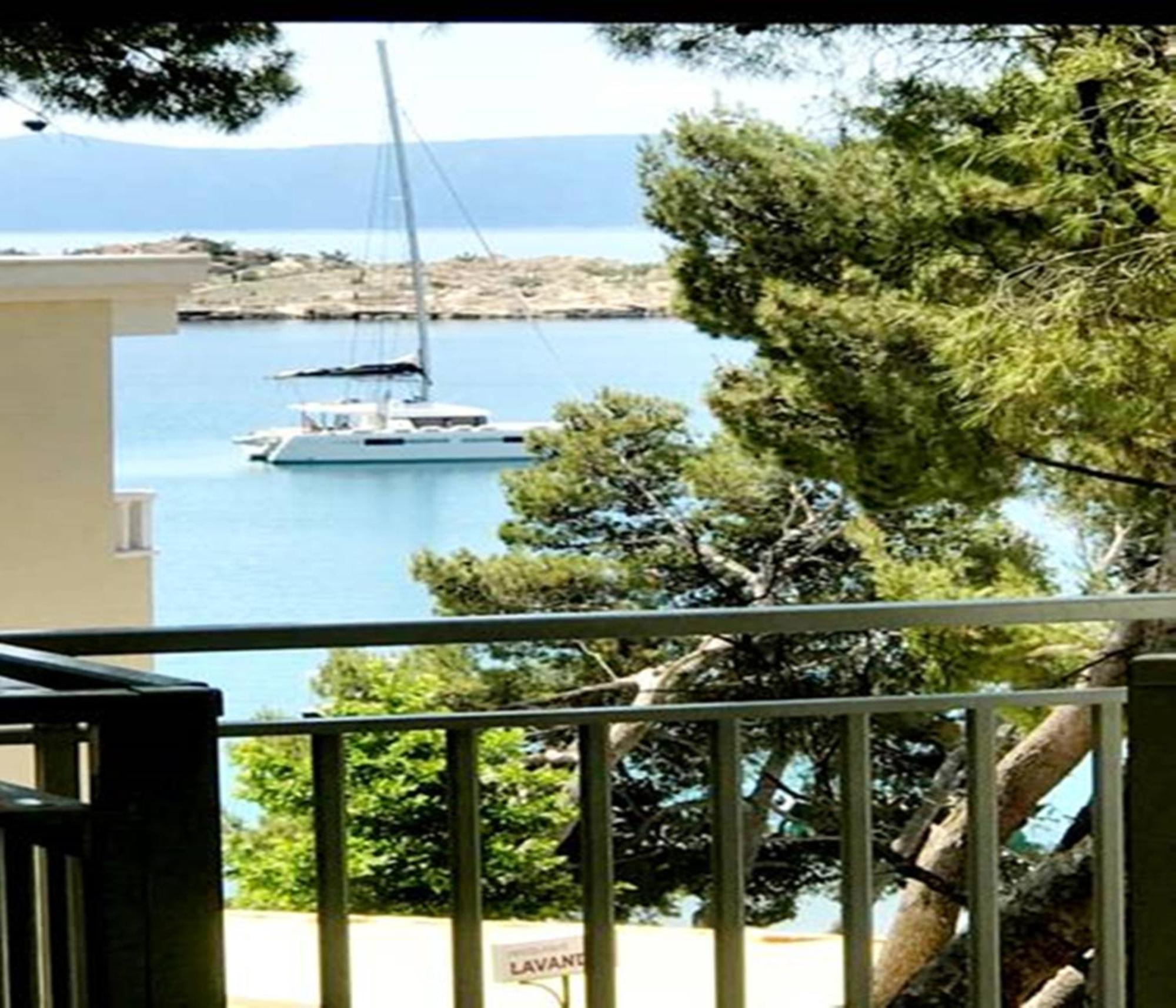 Apartament Beachfront Romilda